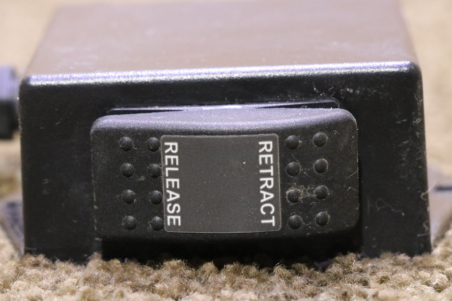 USED RETRACT / EXTEND SWITCH PANEL RV PARTS FOR SALE RV Components 