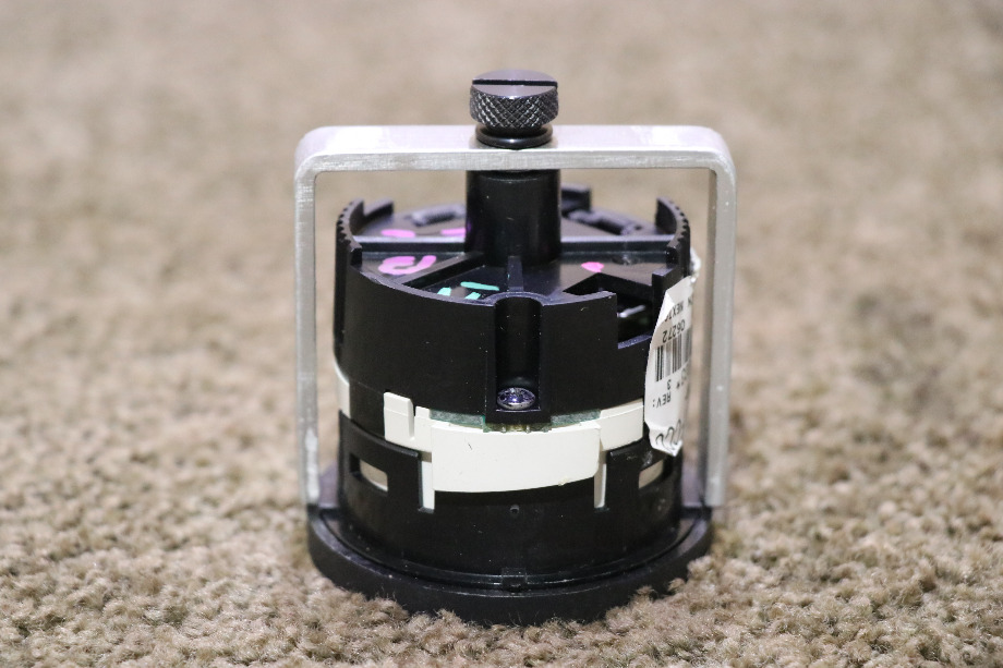 USED FREIGHTLINER VOLTS W22-00007-010 DASH GAUGE MOTORHOME PARTS FOR SALE RV Components 