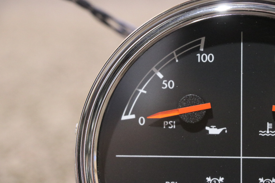 USED W22-00013-038 FREIGHTLINER 4 IN 1 OIL / ENG / FRONT / REAR DASH GAUGE RV PARTS FOR SALE RV Components 