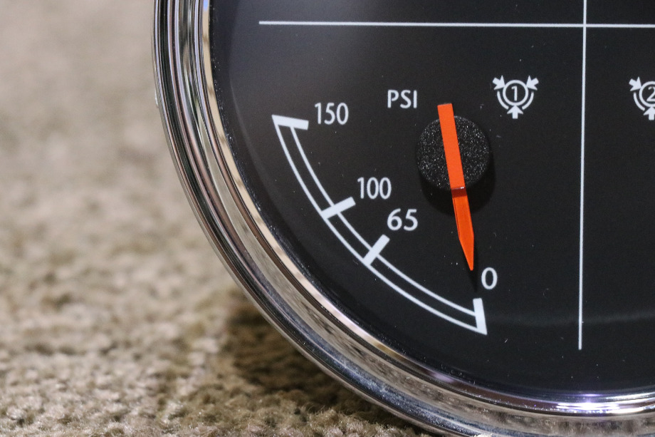 USED W22-00013-038 FREIGHTLINER 4 IN 1 OIL / ENG / FRONT / REAR DASH GAUGE RV PARTS FOR SALE RV Components 