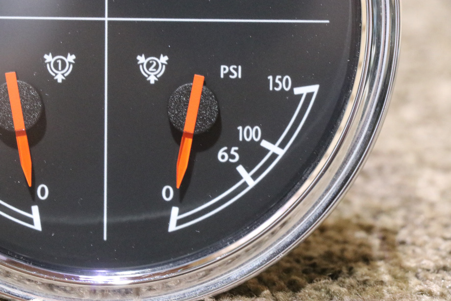 USED W22-00013-038 FREIGHTLINER 4 IN 1 OIL / ENG / FRONT / REAR DASH GAUGE RV PARTS FOR SALE RV Components 