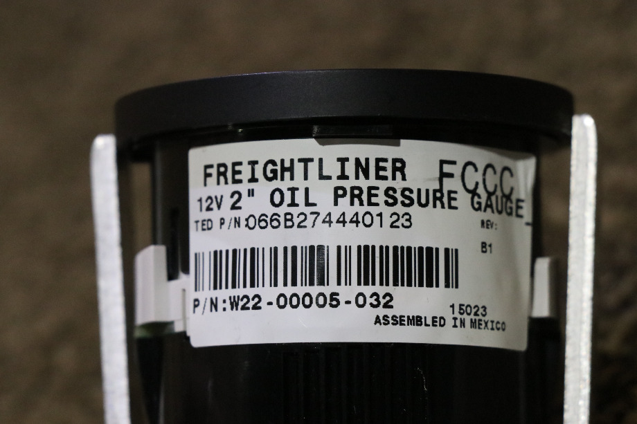 USED W22-00005-032 OIL PRESS DASH GAUGE RV PARTS FOR SALE RV Components 