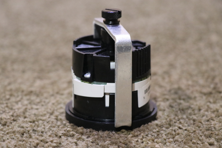 USED W22-00005-032 OIL PRESS DASH GAUGE RV PARTS FOR SALE RV Components 