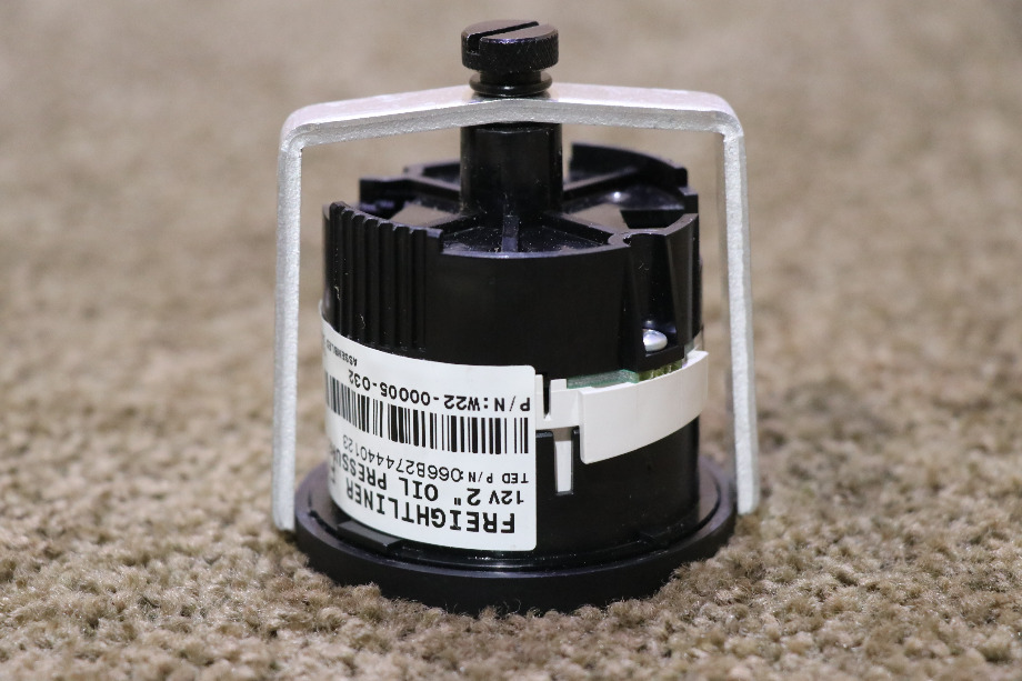 USED W22-00005-032 OIL PRESS DASH GAUGE RV PARTS FOR SALE RV Components 