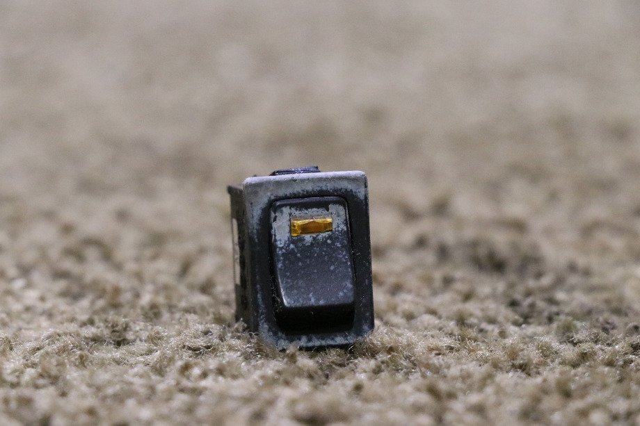 USED RV/MOTORHOME SMALL ROCKER SWITCH FOR SALE RV Components 