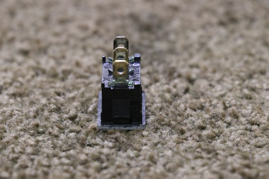 USED RV/MOTORHOME SMALL ROCKER SWITCH FOR SALE RV Components 