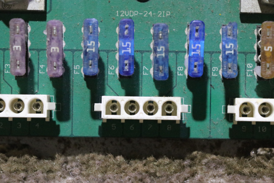 USED KIB FUSE PANEL 16616257 RV/MOTORHOME PARTS FOR SALE RV Components 