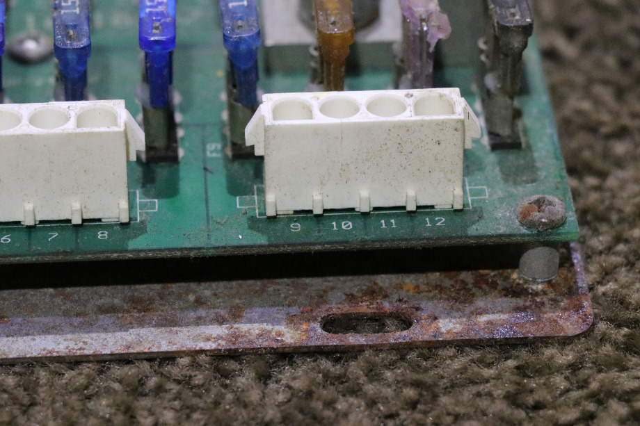 USED KIB FUSE PANEL 16616257 RV/MOTORHOME PARTS FOR SALE RV Components 