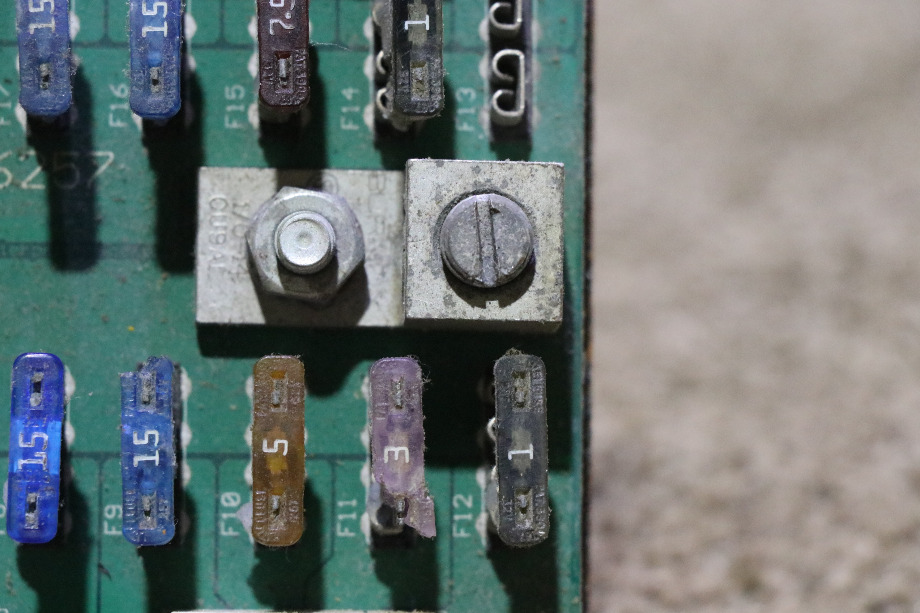 USED KIB FUSE PANEL 16616257 RV/MOTORHOME PARTS FOR SALE RV Components 