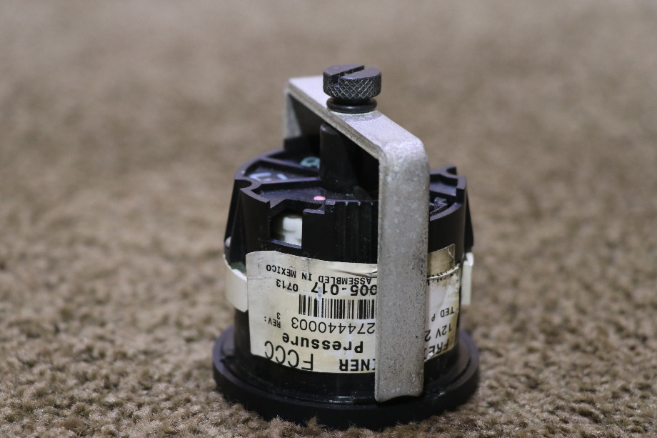 USED RV W22-00005-017 OIL PRESS DASH GAUGE FOR SALE RV Components 