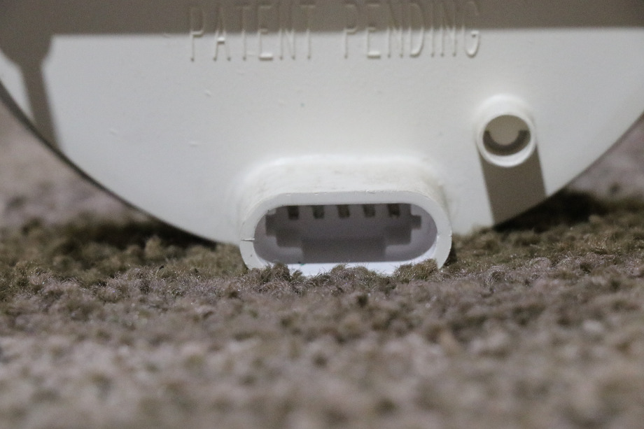 USED W22-00004-013 FREIGHTLINER SPEEDOMETER DASH GAUGE RV PARTS FOR SALE RV Components 