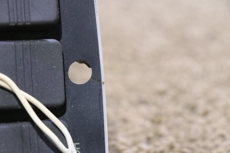 USED MOTORHOME ENGINE / ENGINE / PEDAL 3 SWITCH PANEL FOR SALE RV Components 