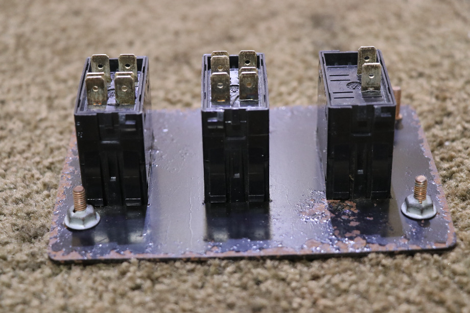 USED COVER / SUNVISOR / LAMP 3 SWITCH PANEL RV PARTS FOR SALE RV Components 