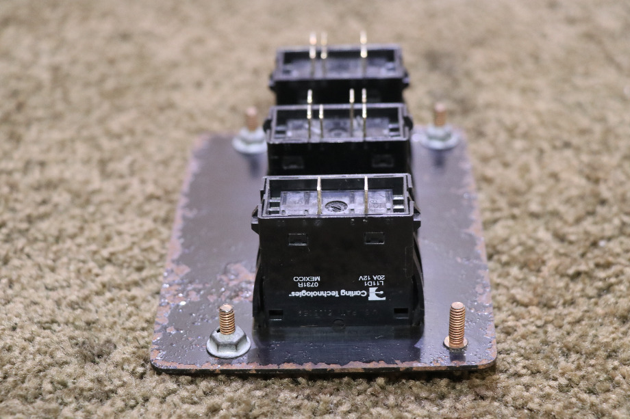 USED COVER / SUNVISOR / LAMP 3 SWITCH PANEL RV PARTS FOR SALE RV Components 