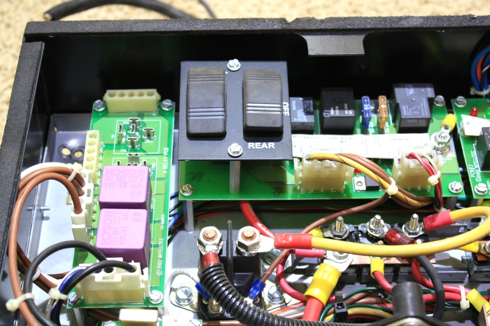 USED RV INTELLITEC BATTERY CONTROL CENTER 00-00824-200 FOR SALE RV Components 