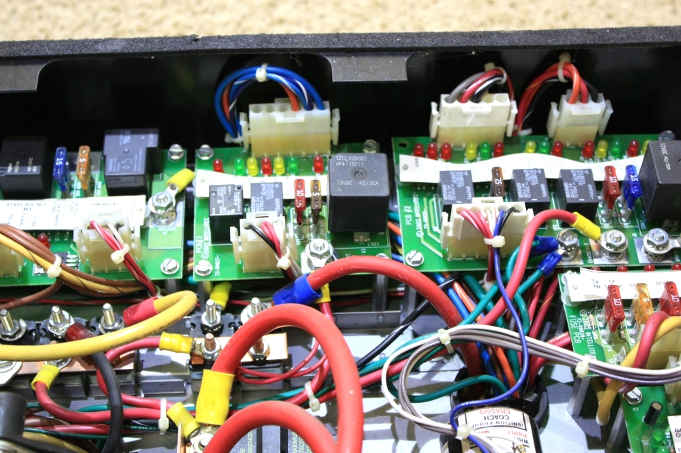 USED RV INTELLITEC BATTERY CONTROL CENTER 00-00824-200 FOR SALE RV Components 