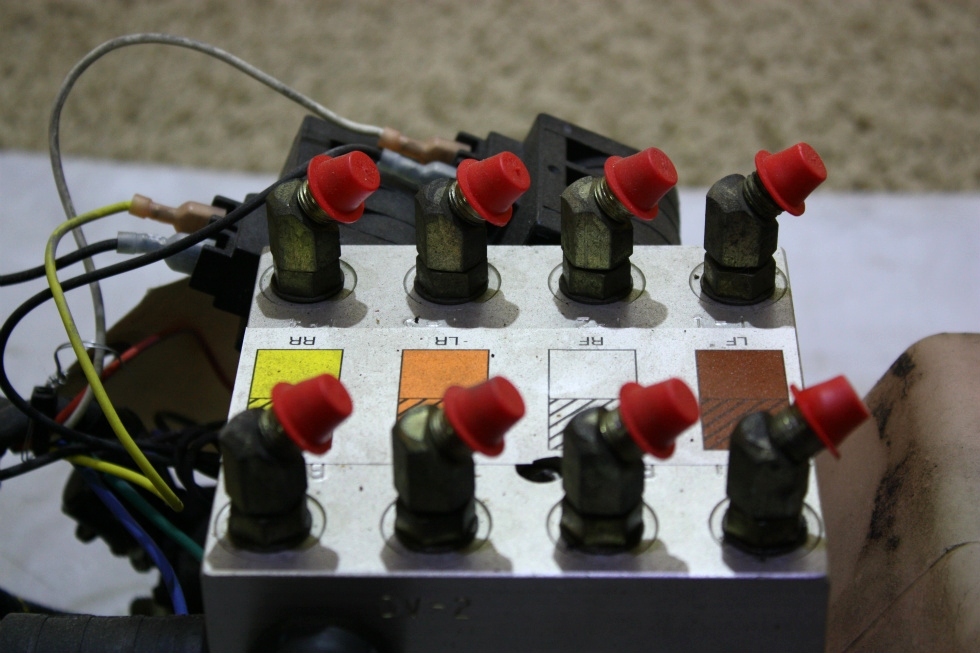 USED EQUALIZER SYSTEMS HYDRAULIC PUMP DC-1067 RV PARTS FOR SALE RV Components 