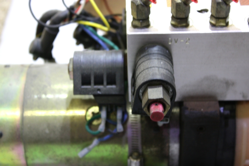 USED EQUALIZER SYSTEMS HYDRAULIC PUMP DC-1067 RV PARTS FOR SALE RV Components 