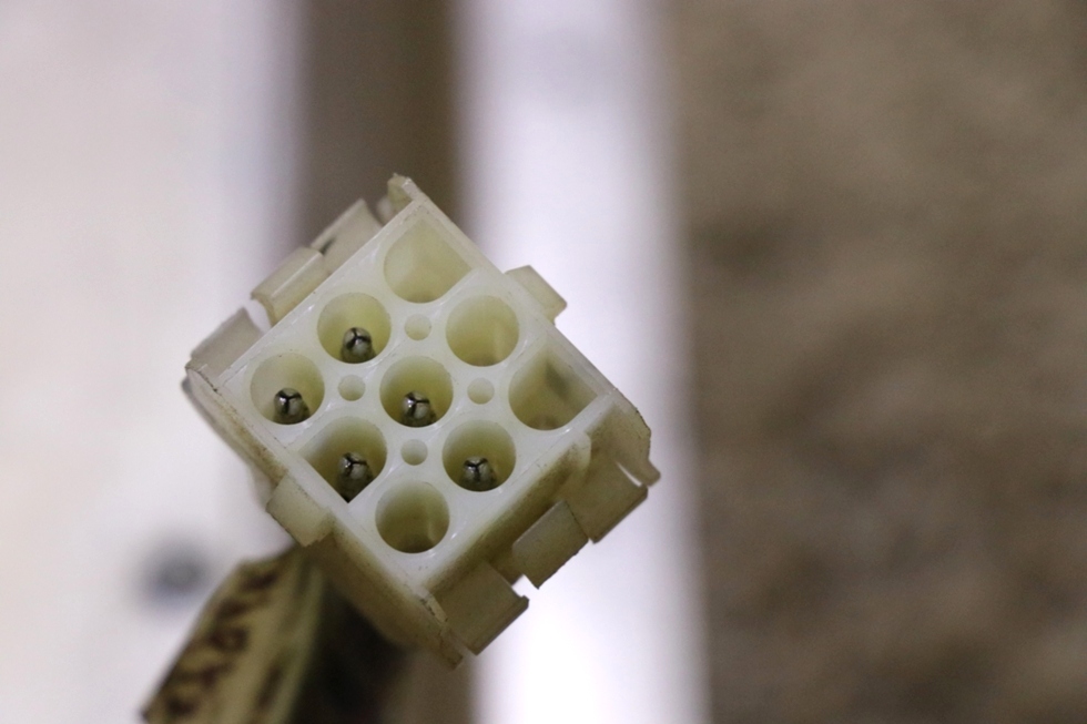 USED HWH AP13476 LEVELING CONTROL BOX WITH LEVELING SENSOR FOR SALE RV Components 