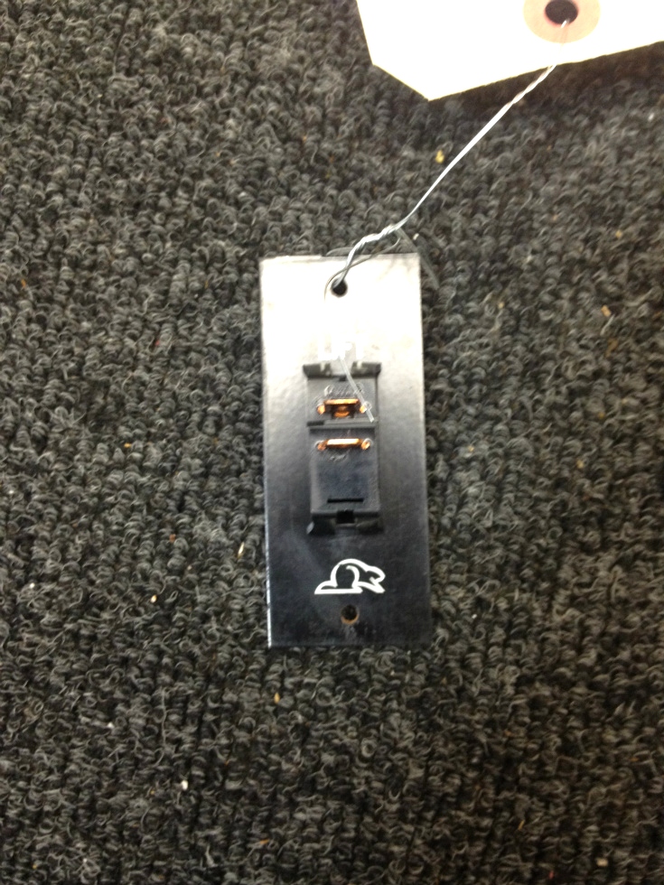 USED RV/MOTORHOME RV WALL MOUNT BEAVER ALADDIN RESET SWITCH PANEL RV Components 