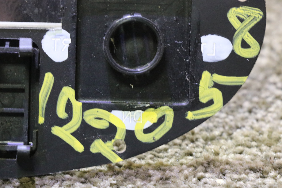 USED RV/MOTORHOME EIGHT DASH SWITCH PANE FOR SALE RV Components 