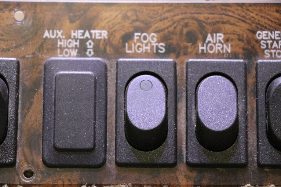 USED RV/MOTORHOME EIGHT DASH SWITCH PANE FOR SALE RV Components 