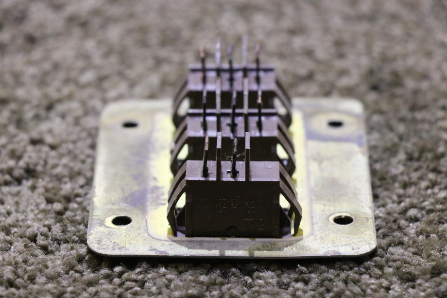 USED BROWN AND GOLD 3 SWITCH PANEL RV/MOTORHOME PARTS FOR SALE RV Components 