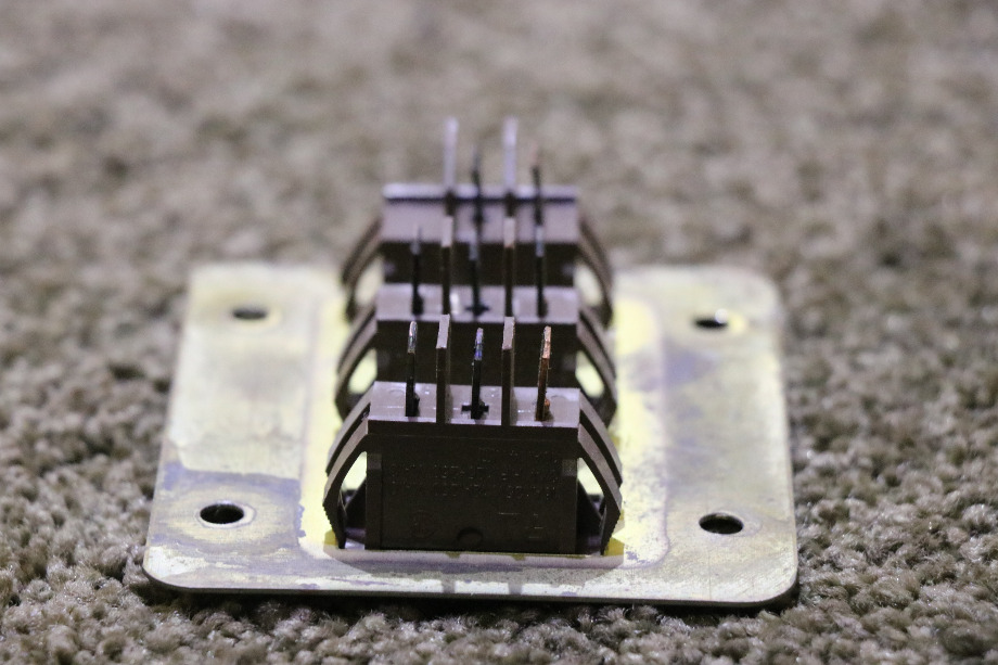 USED BROWN AND GOLD 3 SWITCH PANEL RV/MOTORHOME PARTS FOR SALE RV Components 