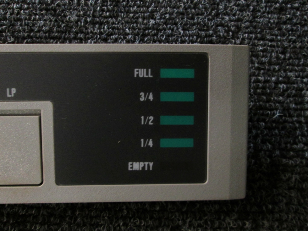 USED RV/MOTORHOME TANK LEVEL MONITOR DISPLAY 00-00242-000  RV Components 