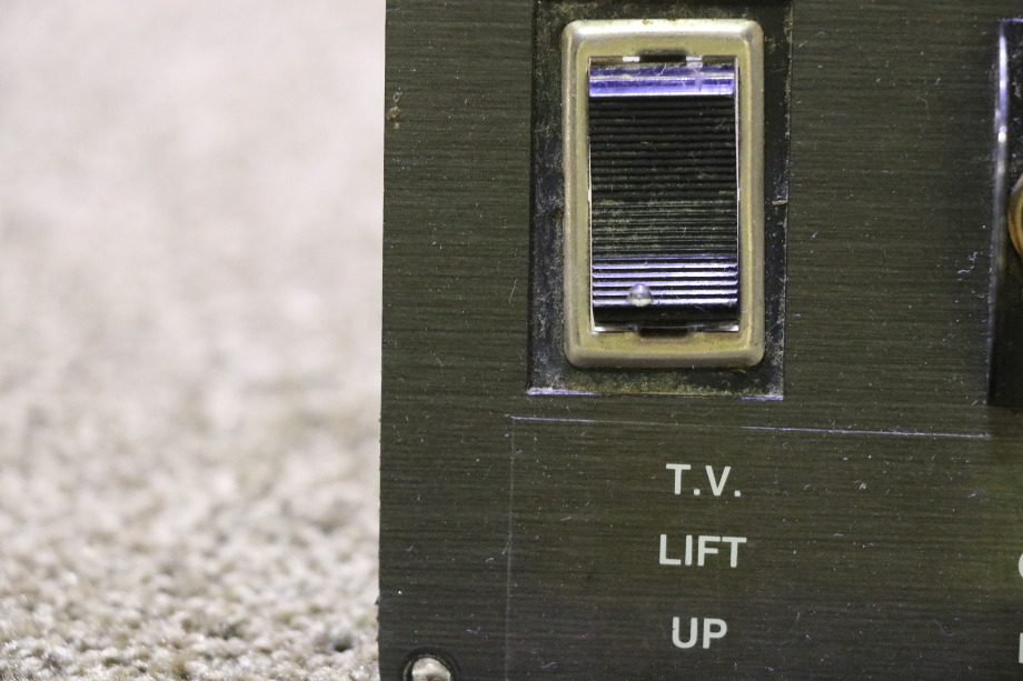 USED RV/MOTORHOME STEP COVER & T.V. LIFT SWITCH PANEL FOR SALE RV Components 