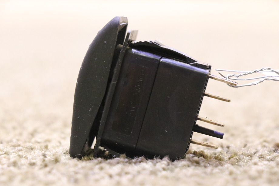 USED RV/MOTORHOME MIRROR SELECT TMB DASH SWITCH V6D1 FOR SALE RV Components 