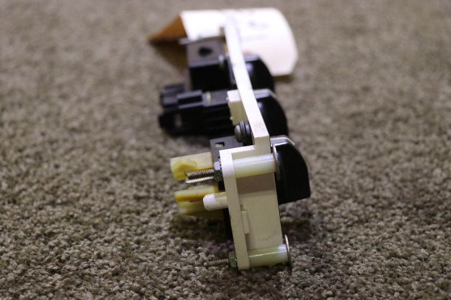 USED RV FORD XL5H-19C733-BA DASH AC CONTROL PANEL FOR SALE RV Components 