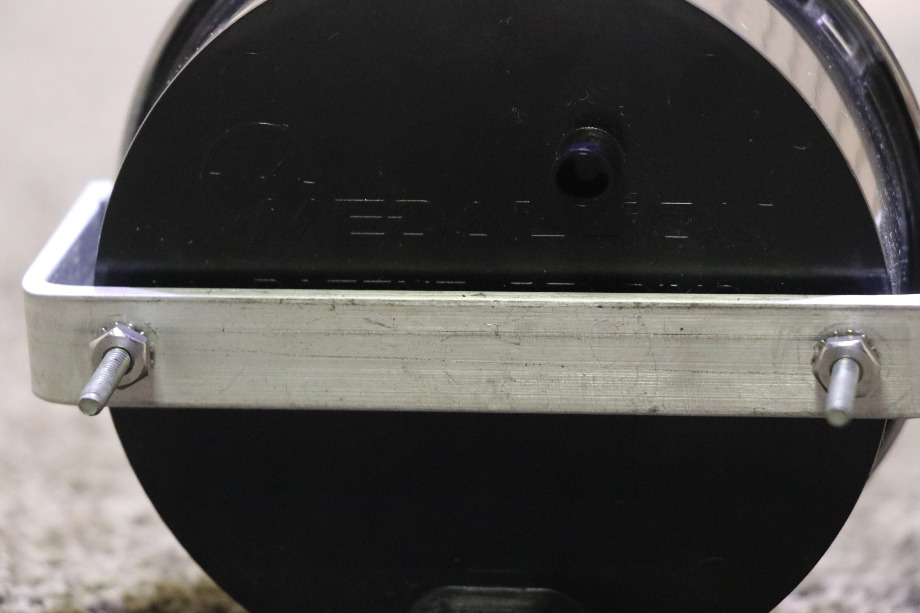 USED MOTORHOME 3 IN 1 TACH / OIL / ENGINE 8640-40003-19 DASH GAUGE FOR SALE RV Components 