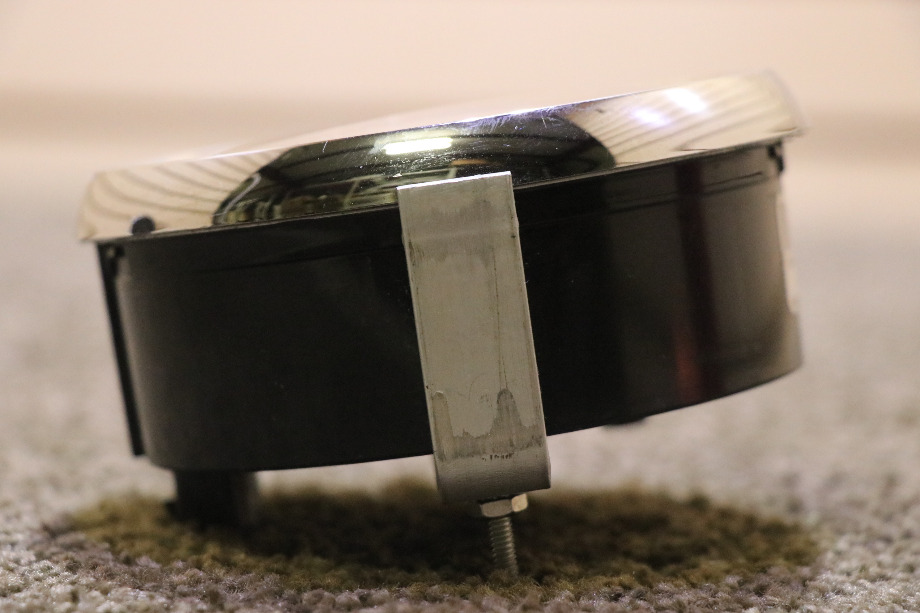 USED MOTORHOME 3 IN 1 TACH / OIL / ENGINE 8640-40003-19 DASH GAUGE FOR SALE RV Components 