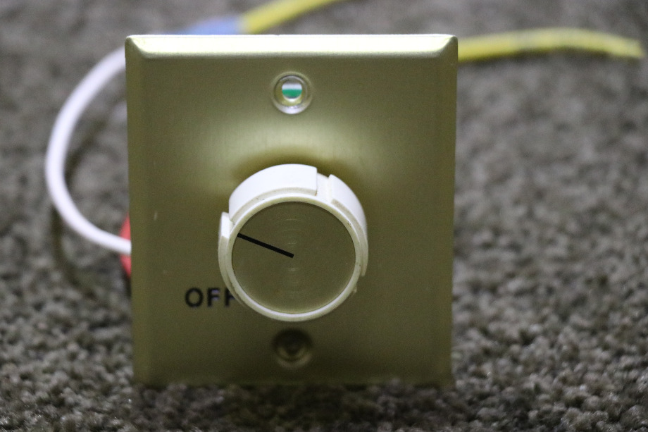 USED 7.5 AMP TWIST KNOB SWITCH PANEL RV/MOTORHOME PARTS FOR SALE RV Components 