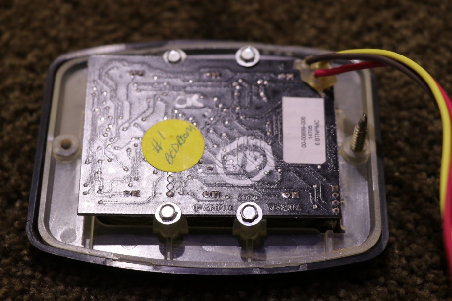 USED MOTORHOME 00-00899-006 INTELLITEC 6 BUTTON SWITCH PANEL FOR SALE RV Components 