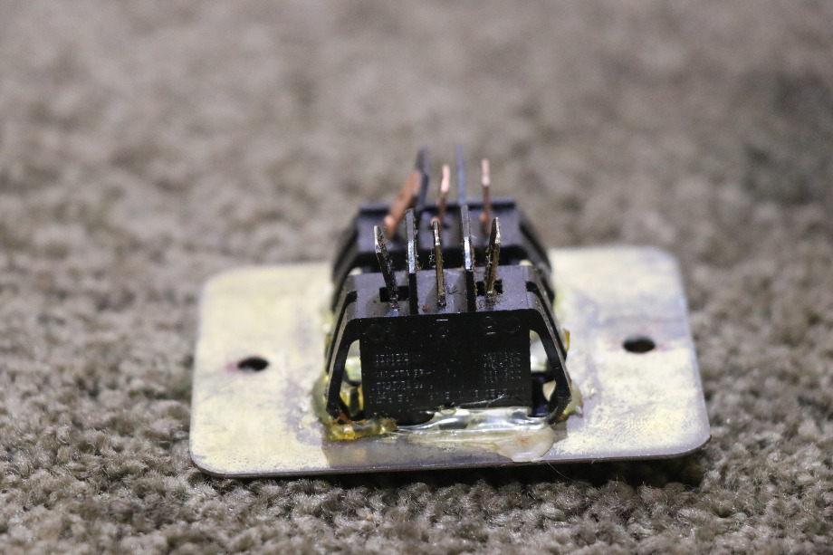 USED RV BRASS BEDROOM & HALL DOUBLE SWITCH PANEL FOR SALE RV Components 