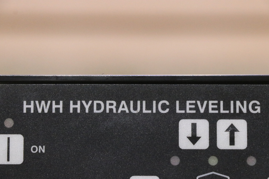 USED HWH HYDRAULIC LEVELING TOUCH PAD AP10054 RV/MOTORHOME PARTS FOR SALE RV Components 