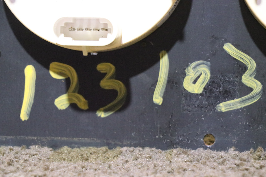 USED RV 4571-10461-02 COMPLETE FREIGHTLINER DASH CLUSTER FOR SALE RV Components 