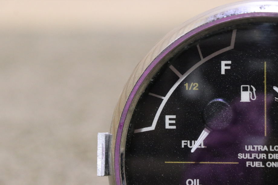 USED 8653-50005-19 MEDALLION 4 IN 1 FUEL / TRANS / OIL / ENGINE DASH GAUGE RV PARTS FOR SALE RV Components 